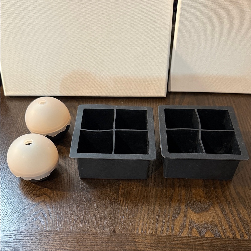 Final Touch Black Silicone Ice Cube Trays Square and Sphere Molds